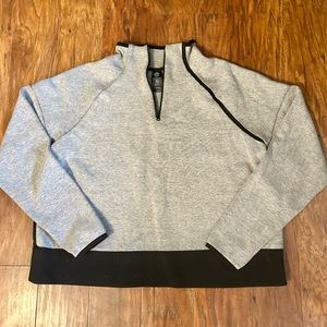 Champion women’s quarter-zip pullover sweatshirt, Size XL with Zipper Flaw